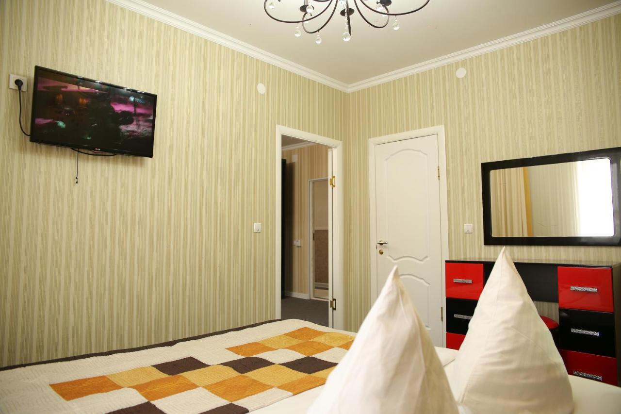 Sweet Home Hotel Atyraū Exteriér fotografie